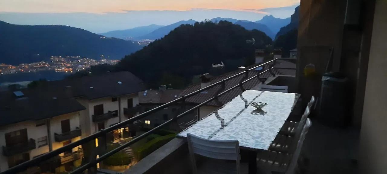 La Terrazza Casa Vacanza Carenno 0*,  Italy