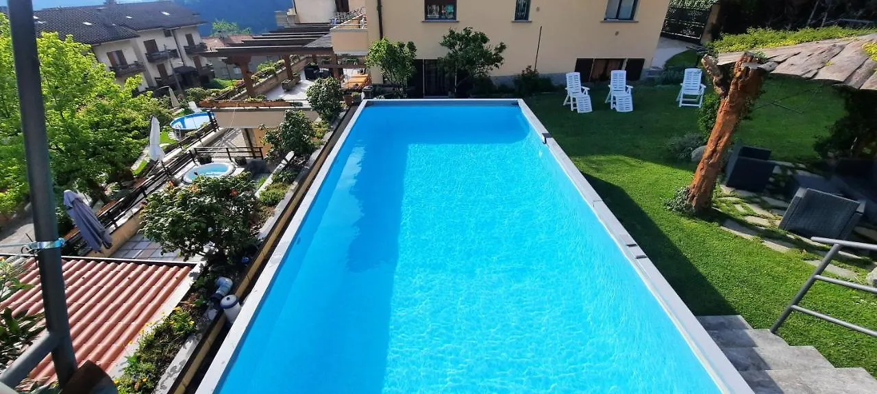 La Terrazza Casa Vacanza Carenno Apartment