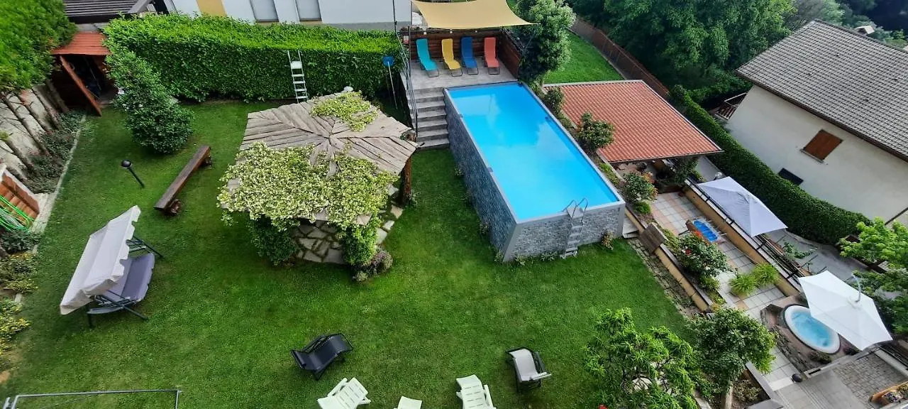 La Terrazza Casa Vacanza Carenno 0*,