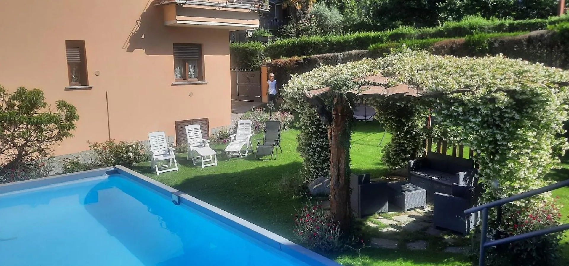 Apartment La Terrazza Casa Vacanza Carenno Italy